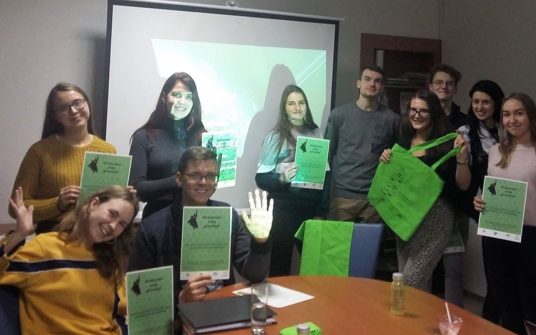 Rūšiavimo mitų griovėjai pasikaustė informacija iš profesionalių lektorių